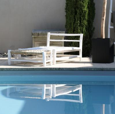 Petit Banc en bois peint en blanc