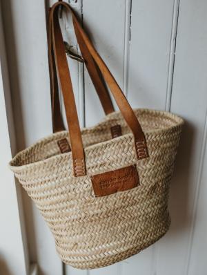 Sac panier tressé en feuille de palmier